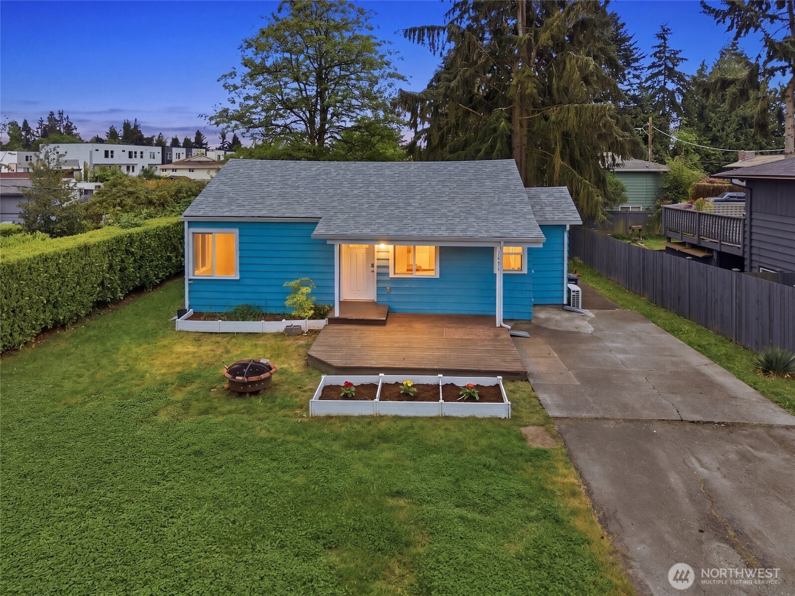 1651 SW 114th Street Seattle WA 98146