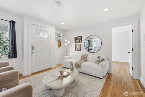 1651 SW 114th Street Seattle WA 98146