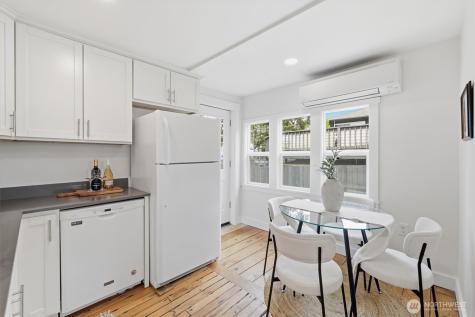 1651 SW 114th Street Seattle WA 98146