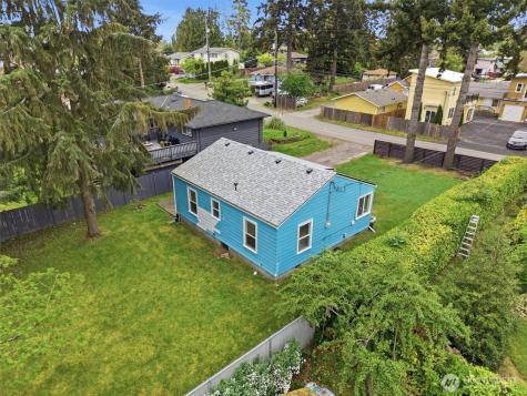 1651 SW 114th Street Seattle WA 98146
