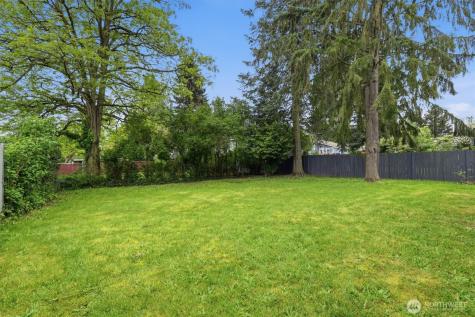 1651 SW 114th Street Seattle WA 98146