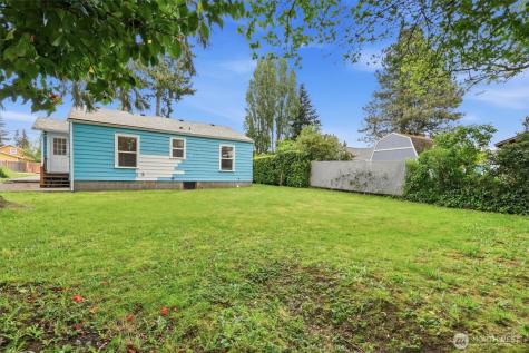 1651 SW 114th Street Seattle WA 98146
