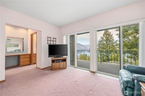 985 Guffy Road Chelan WA 98816