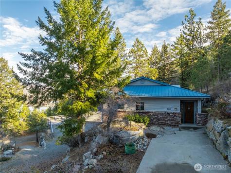985 Guffy Road Chelan WA 98816