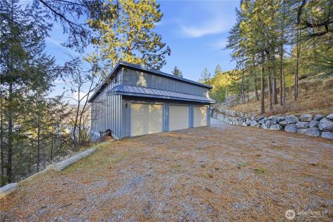 985 Guffy Road Chelan WA 98816