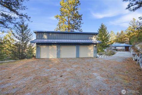 985 Guffy Road Chelan WA 98816