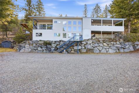 985 Guffy Road Chelan WA 98816