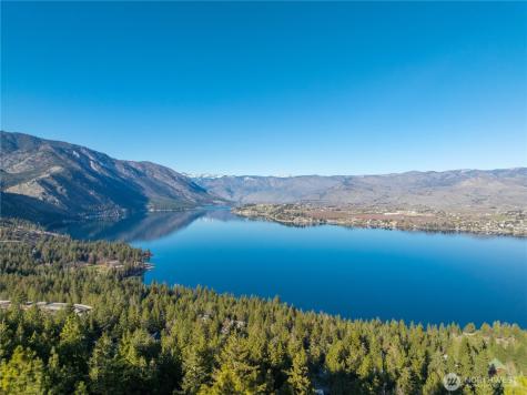 985 Guffy Road Chelan WA 98816
