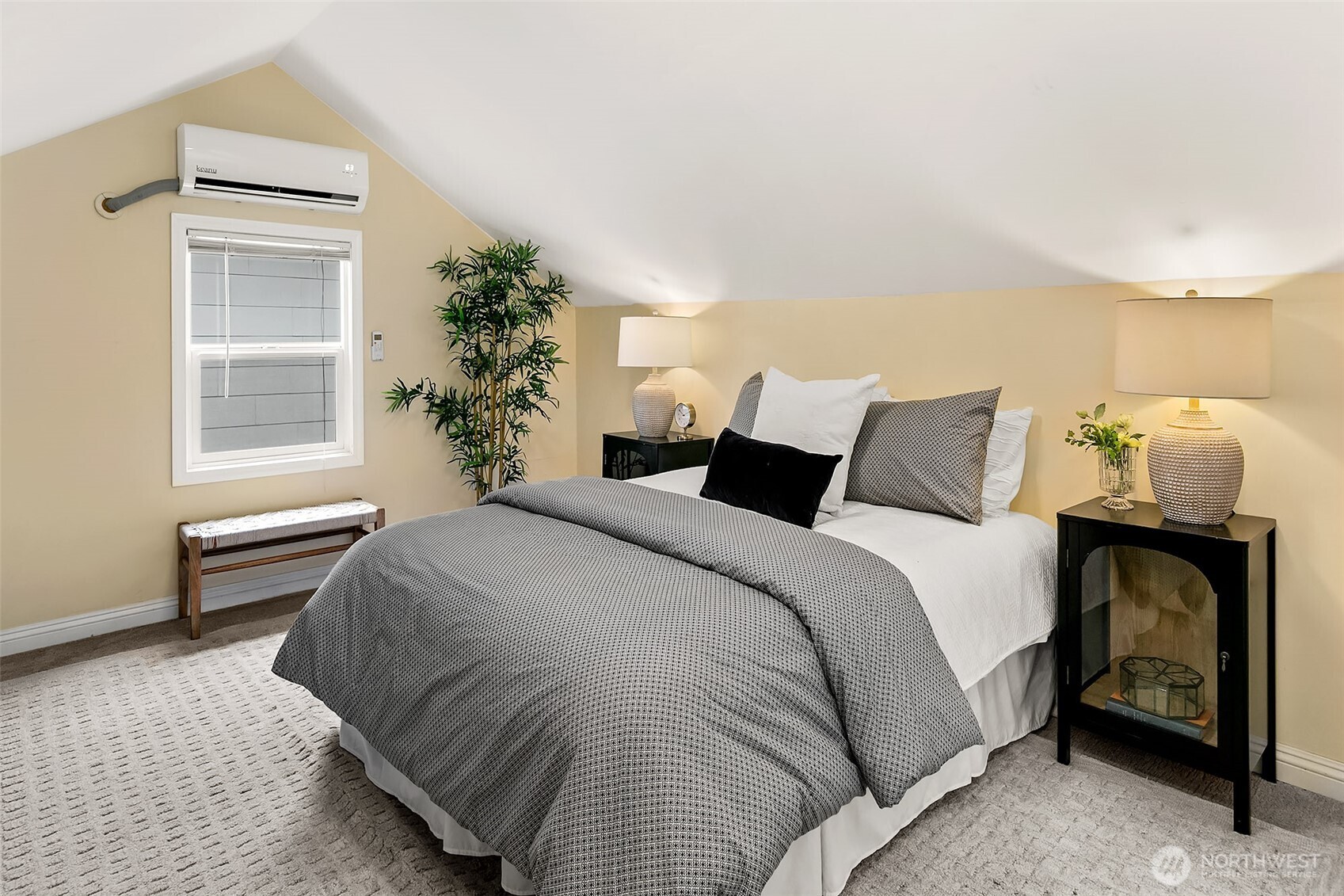 954 19th Avenue E Seattle WA 98112