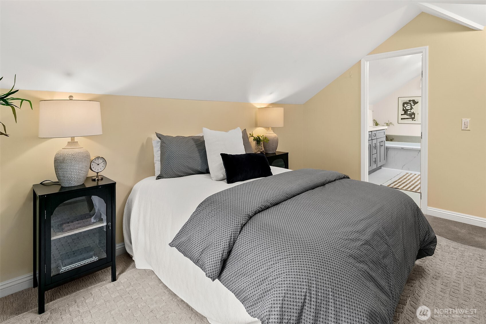 954 19th Avenue E Seattle WA 98112