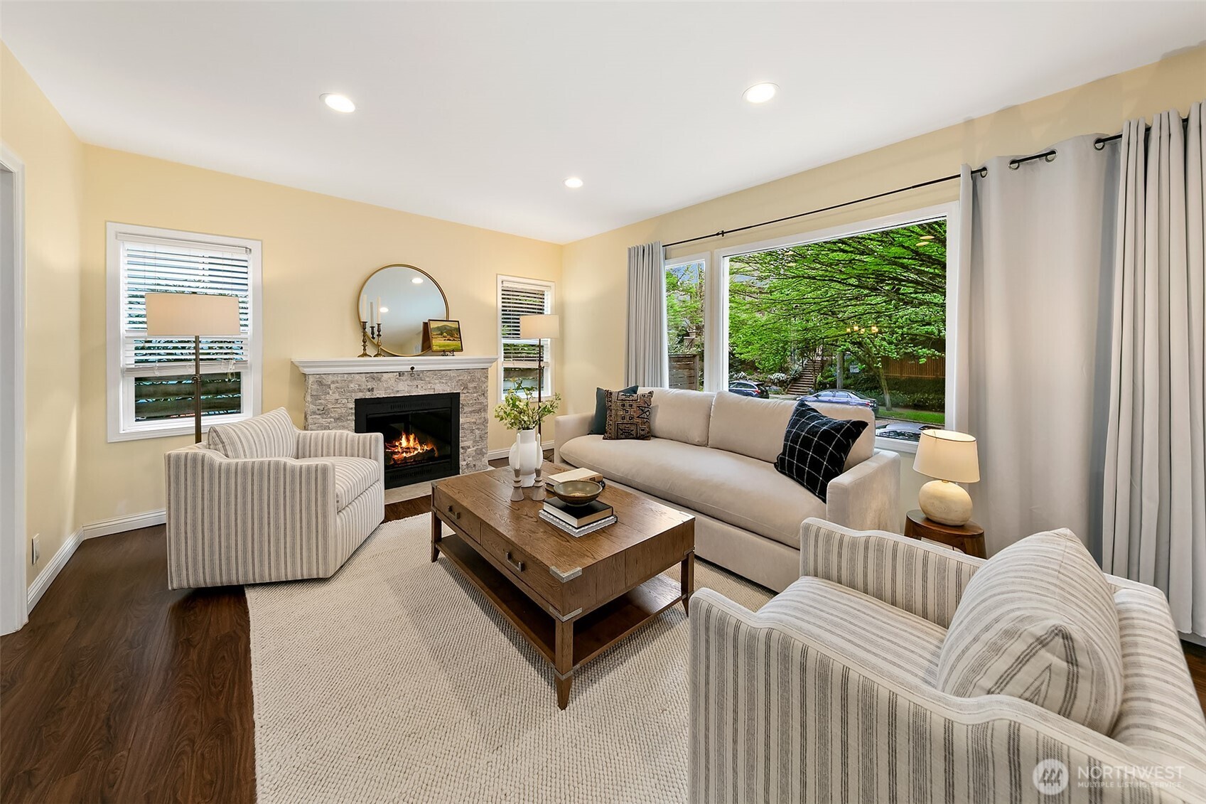 954 19th Avenue E Seattle WA 98112