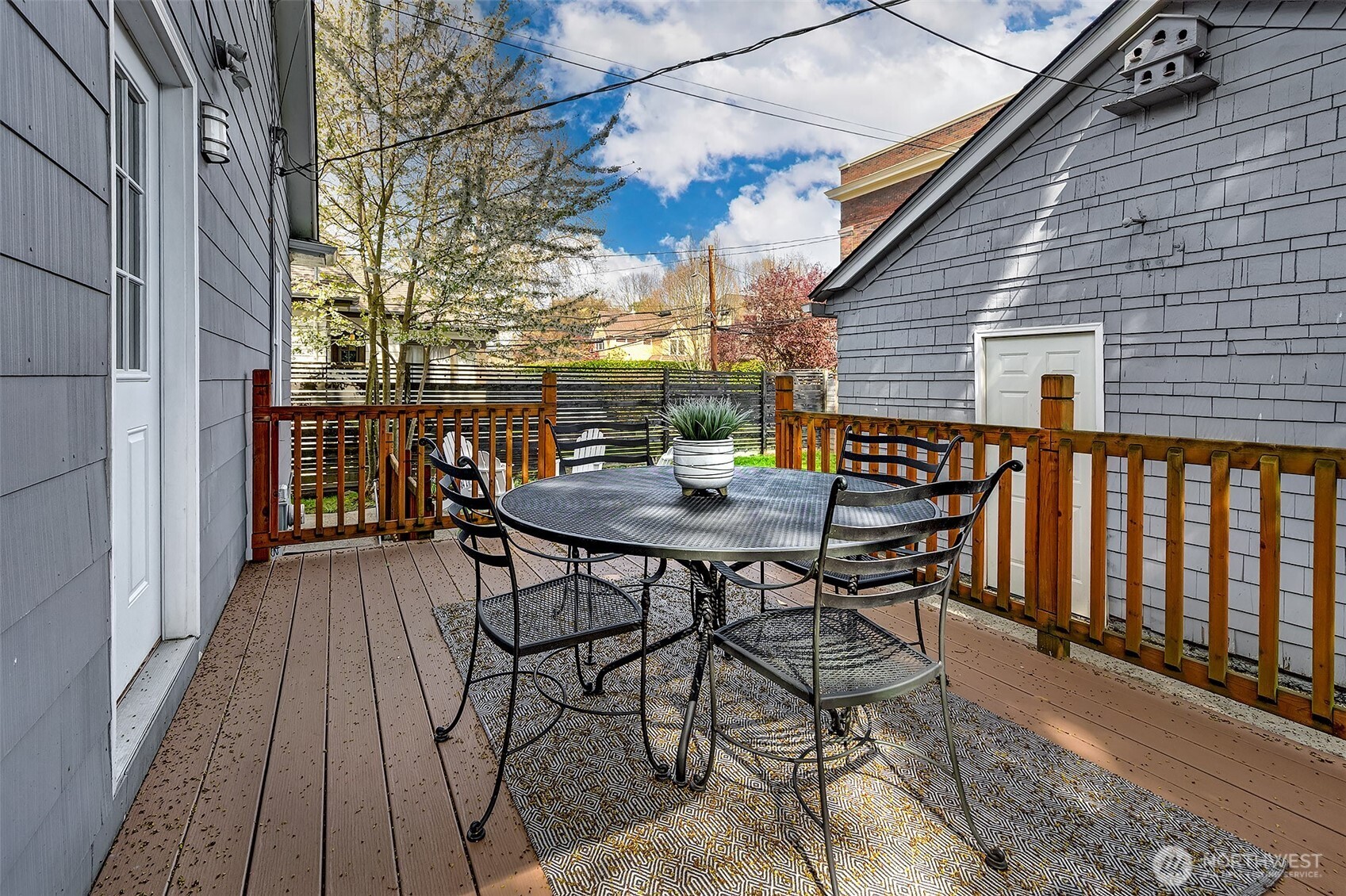 954 19th Avenue E Seattle WA 98112