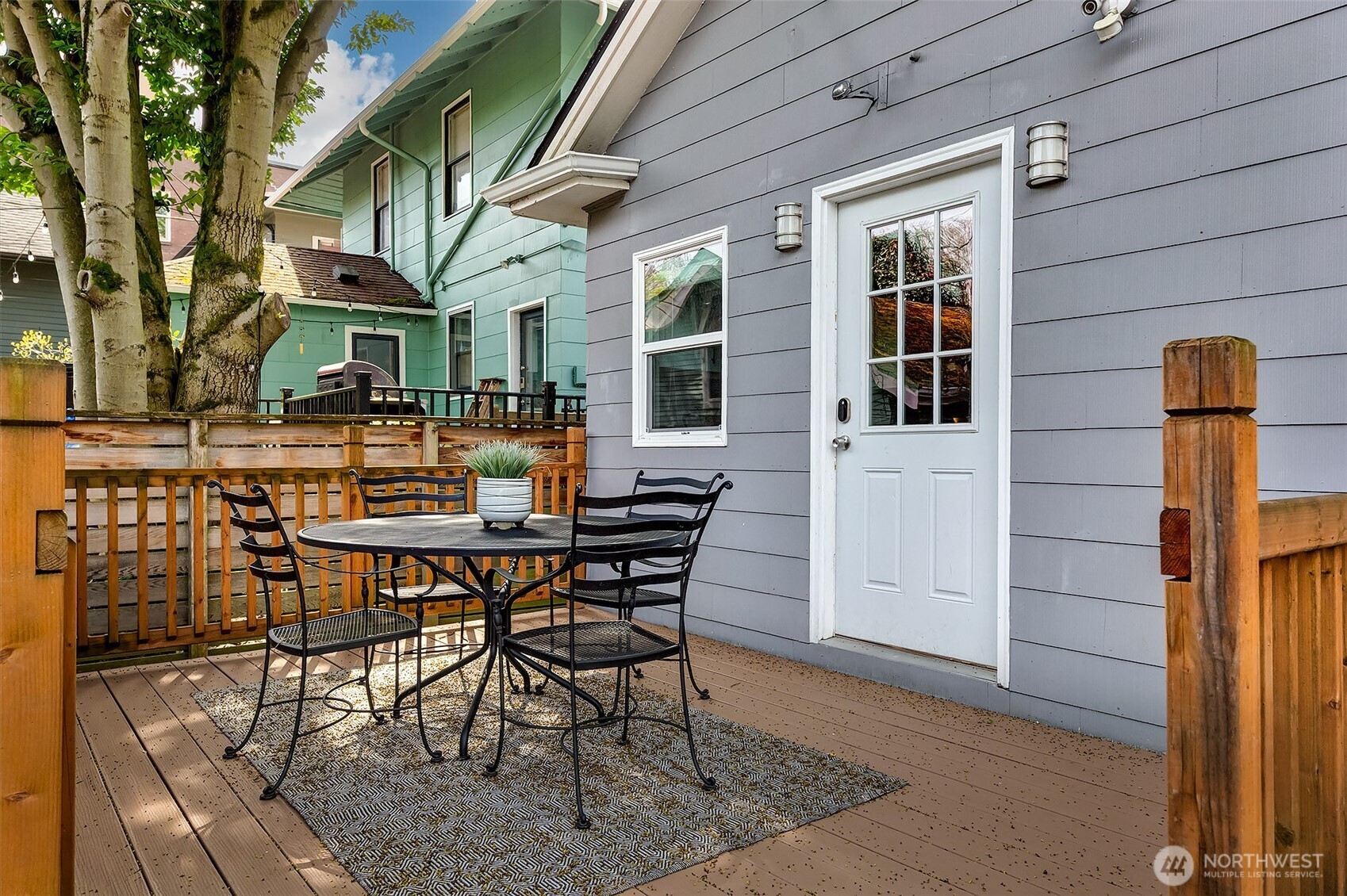 954 19th Avenue E Seattle WA 98112