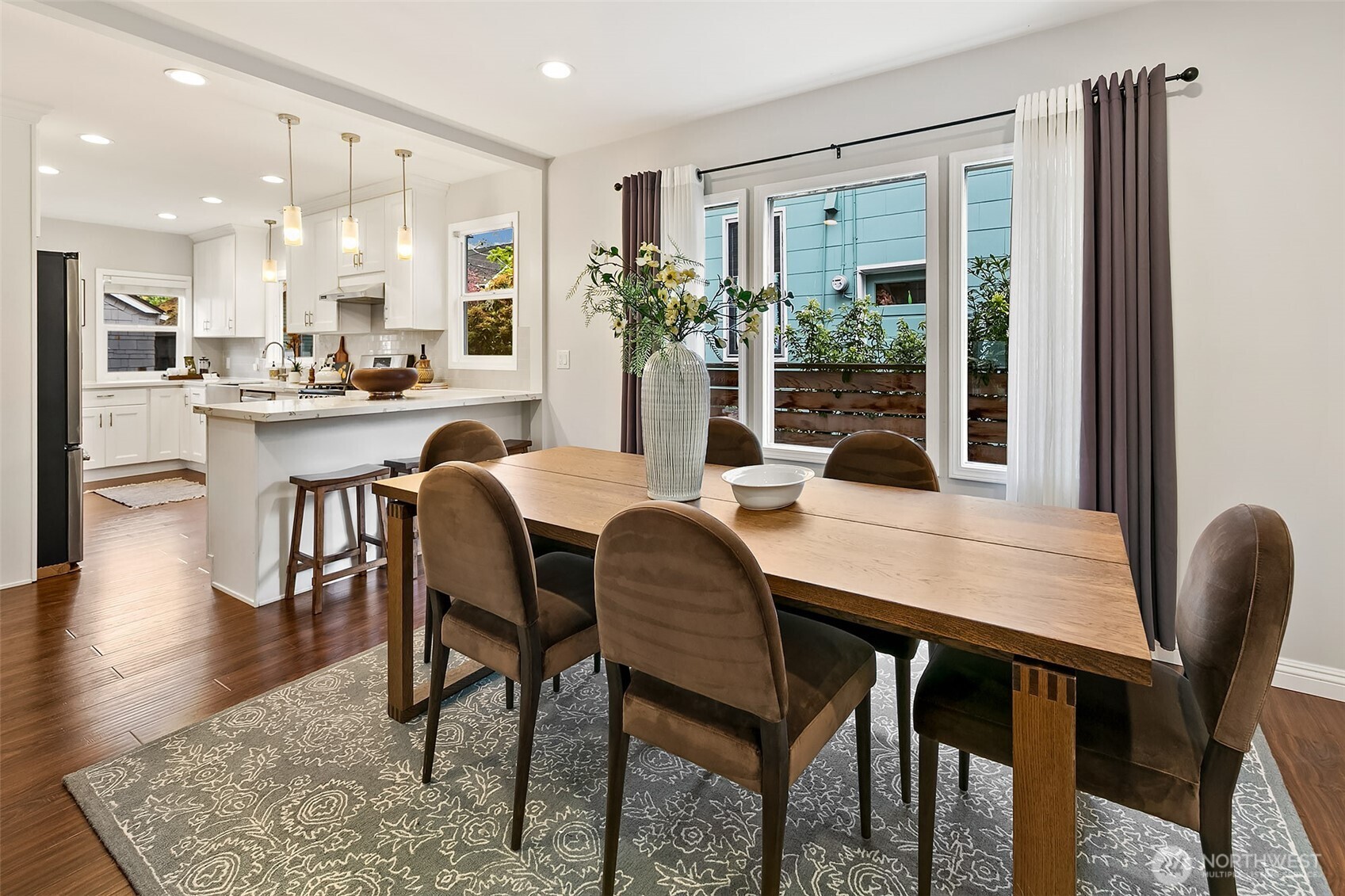 954 19th Avenue E Seattle WA 98112