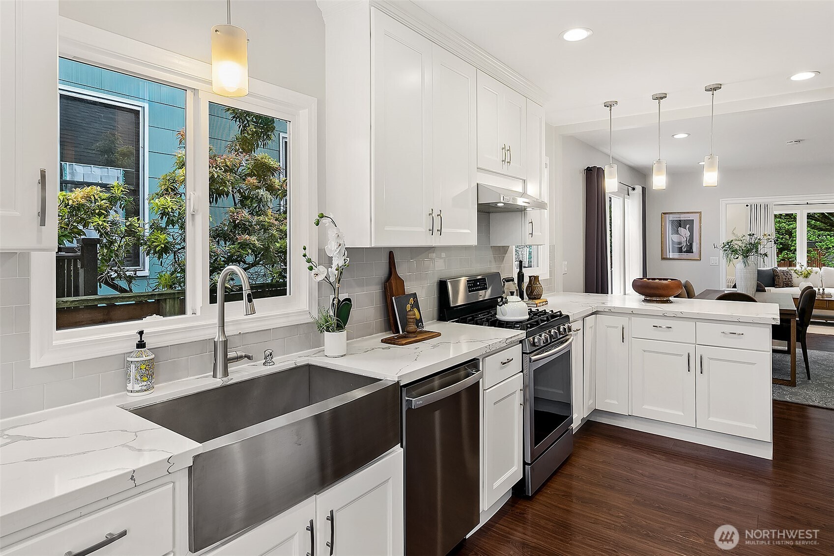 954 19th Avenue E Seattle WA 98112