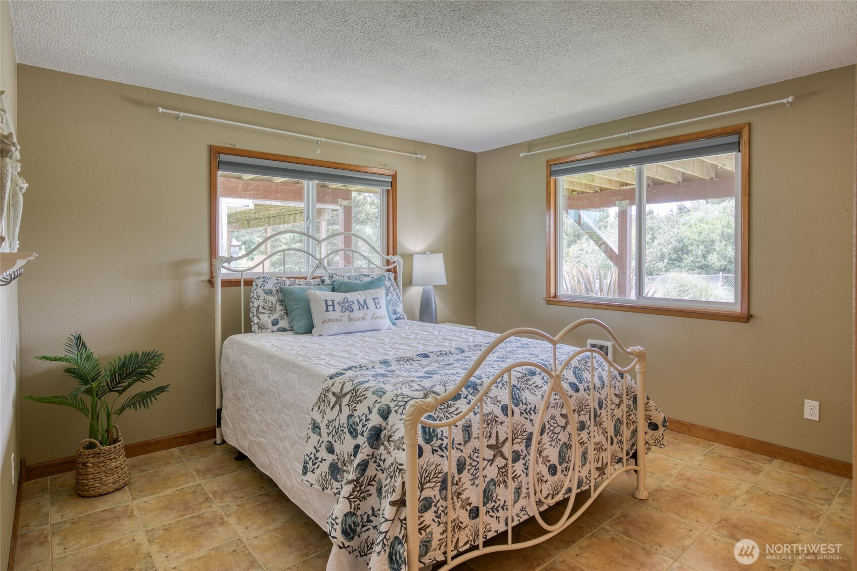 507 Sand Dune Avenue SW Ocean Shores WA 98569