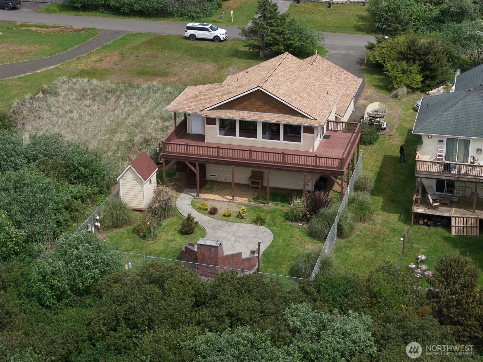 507 Sand Dune Avenue SW Ocean Shores WA 98569