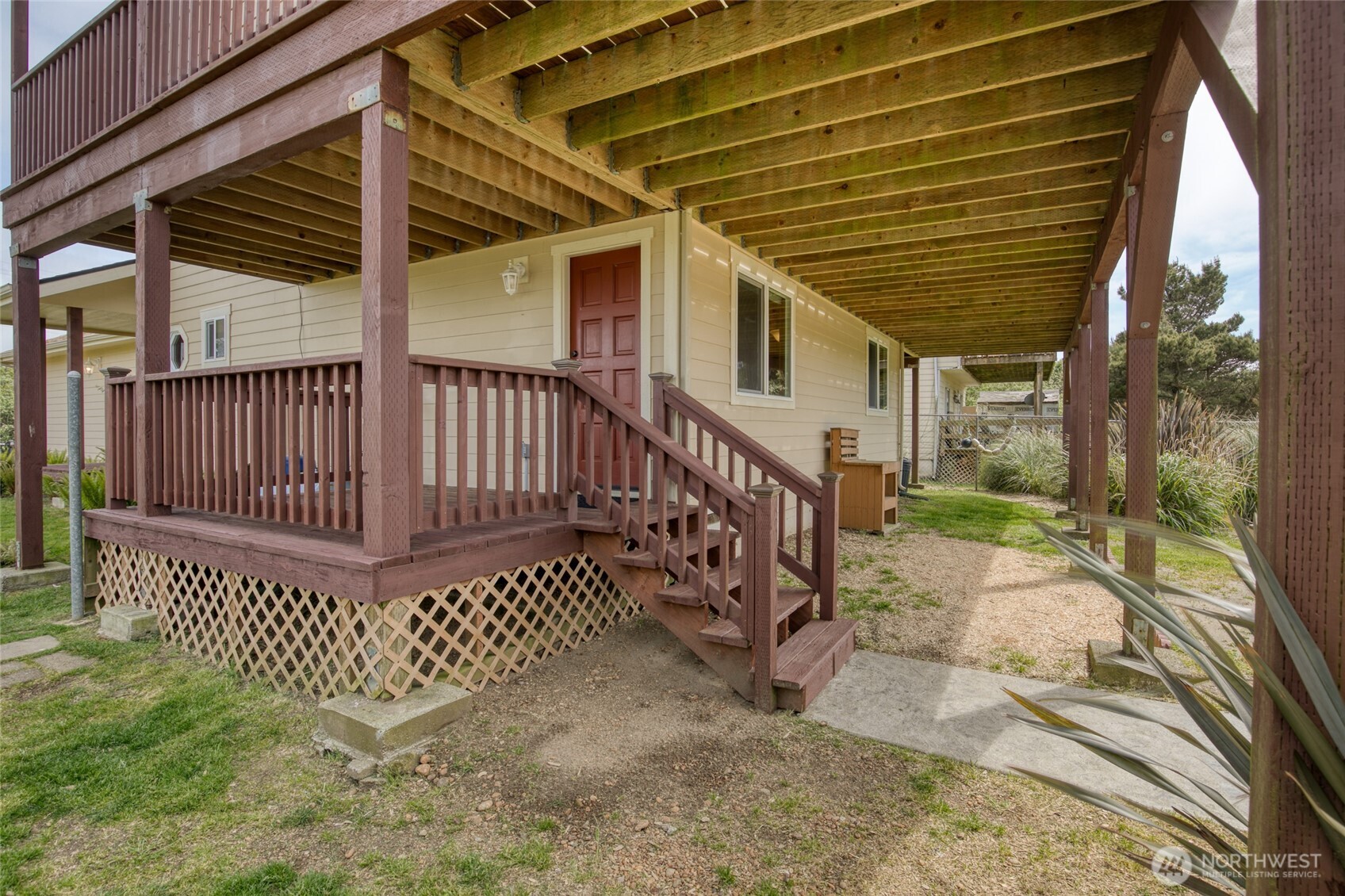 507 Sand Dune Avenue SW Ocean Shores WA 98569