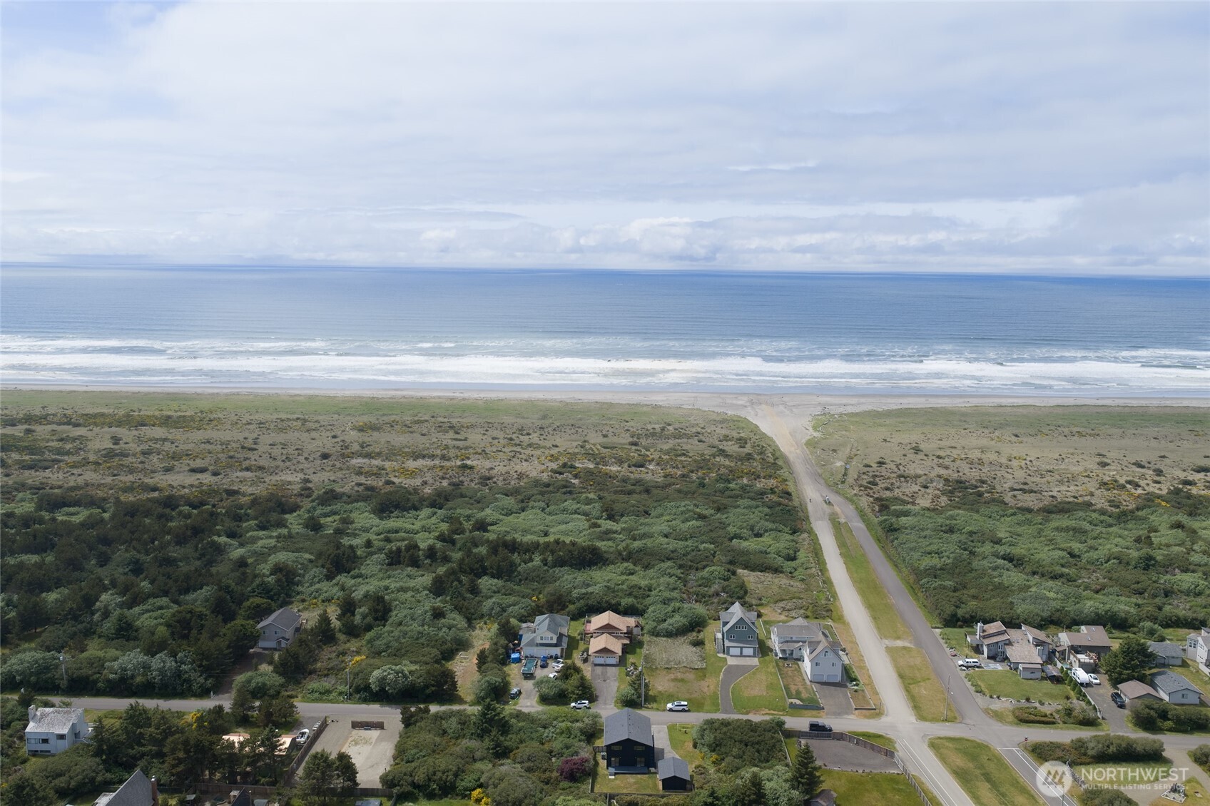 507 Sand Dune Avenue SW Ocean Shores WA 98569
