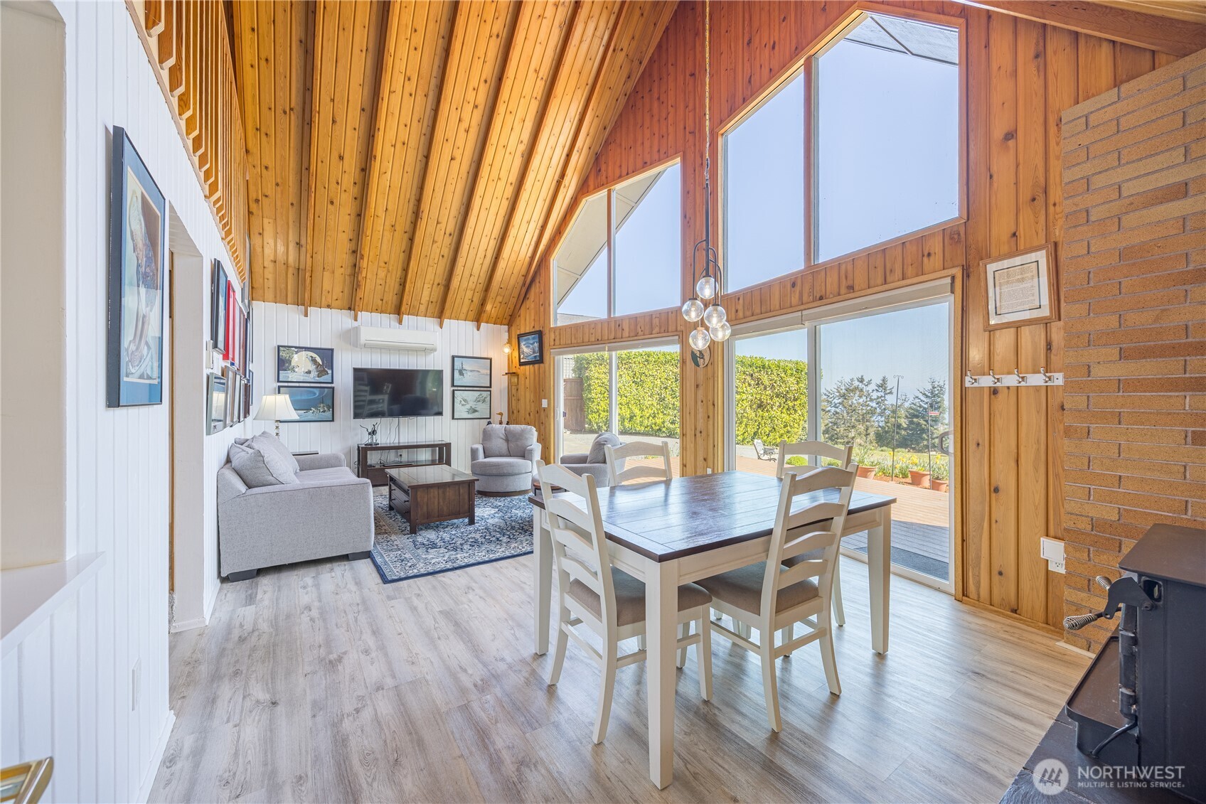 382 Discovery Way Sequim WA 98382