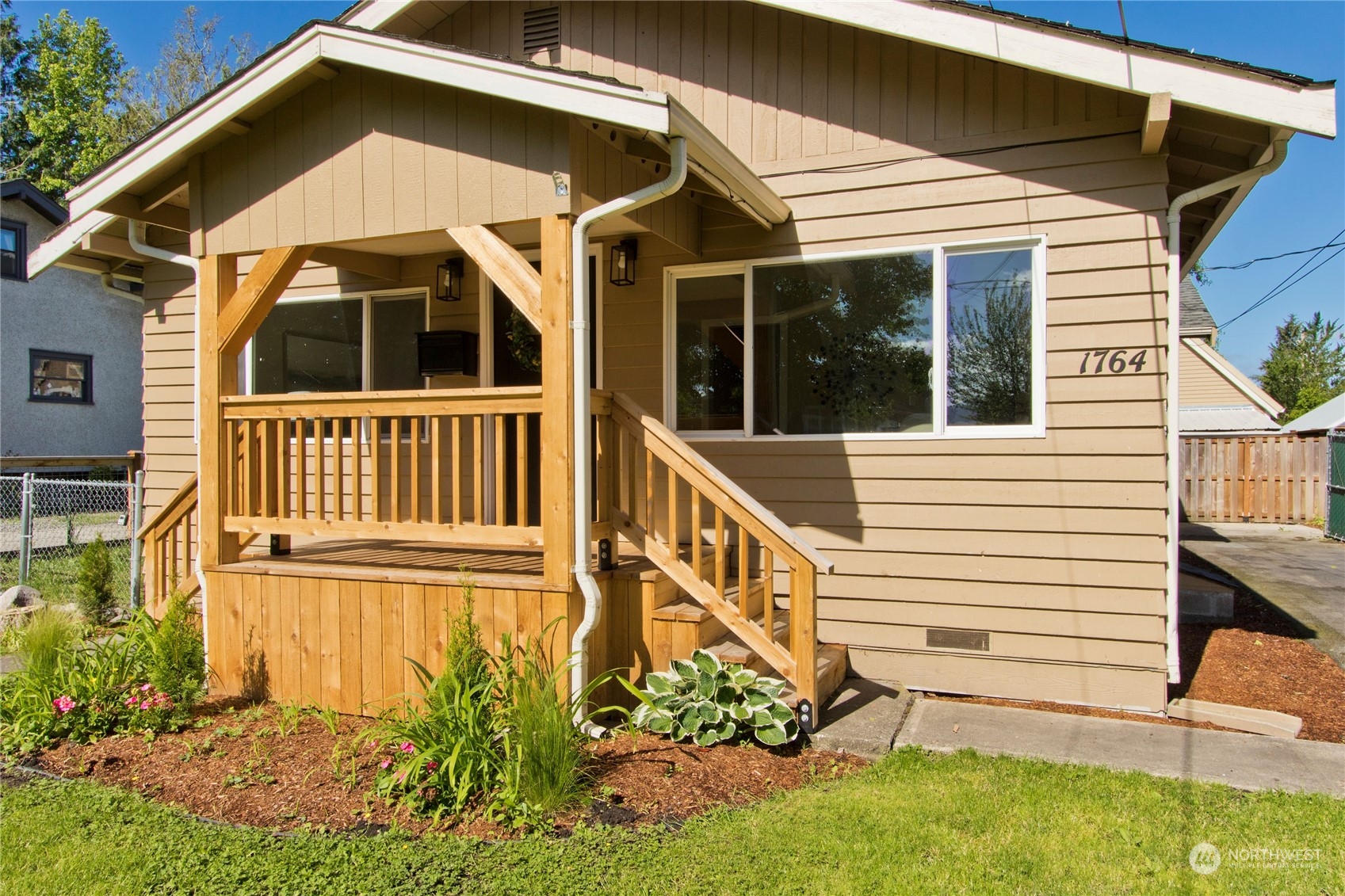 1764 Lafromboise Street Enumclaw WA 98022