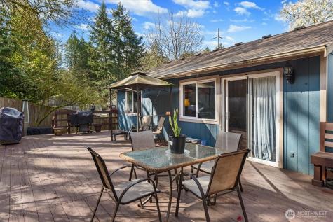 6352 24th Avenue SW Seattle WA 98106