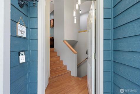 6352 24th Avenue SW Seattle WA 98106
