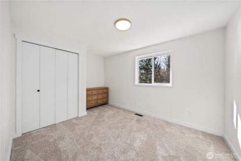 14609 142nd Avenue SE Renton WA 98059