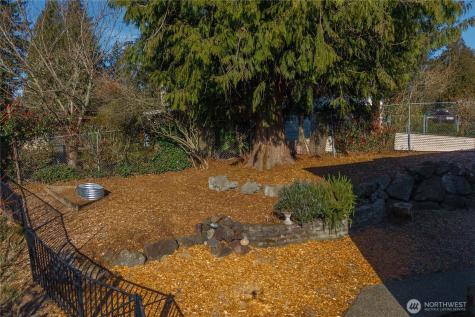 14609 142nd Avenue SE Renton WA 98059