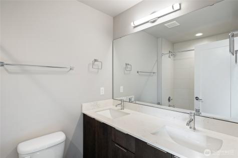 4910 S Willow Street Seattle WA 98118