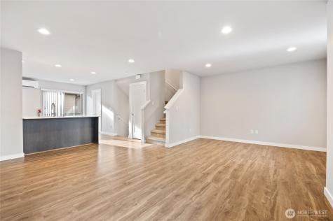 4910 S Willow Street Seattle WA 98118