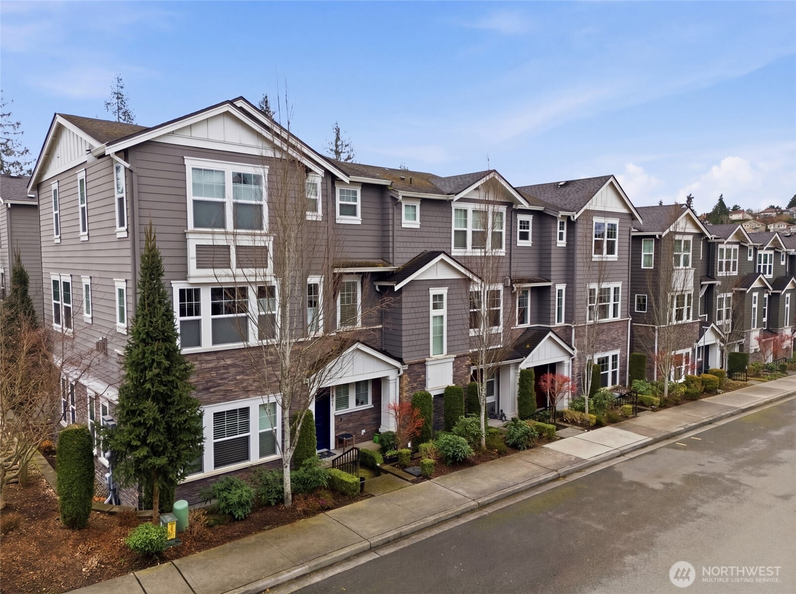 23947 SE 45th Terrace Sammamish WA 98029