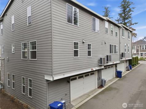 23947 SE 45th Terrace Sammamish WA 98029