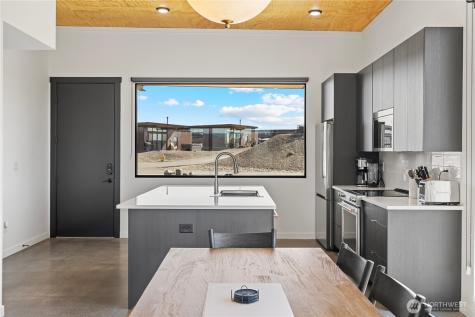 202 Rattlesnake Point NW Quincy WA 98848