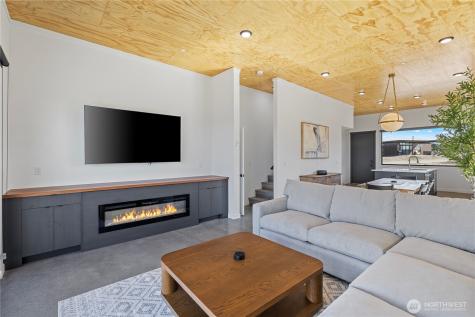 202 Rattlesnake Point NW Quincy WA 98848