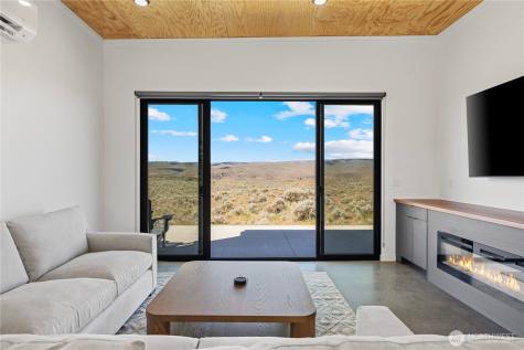202 Rattlesnake Point NW Quincy WA 98848
