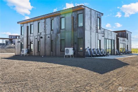 202 Rattlesnake Point NW Quincy WA 98848