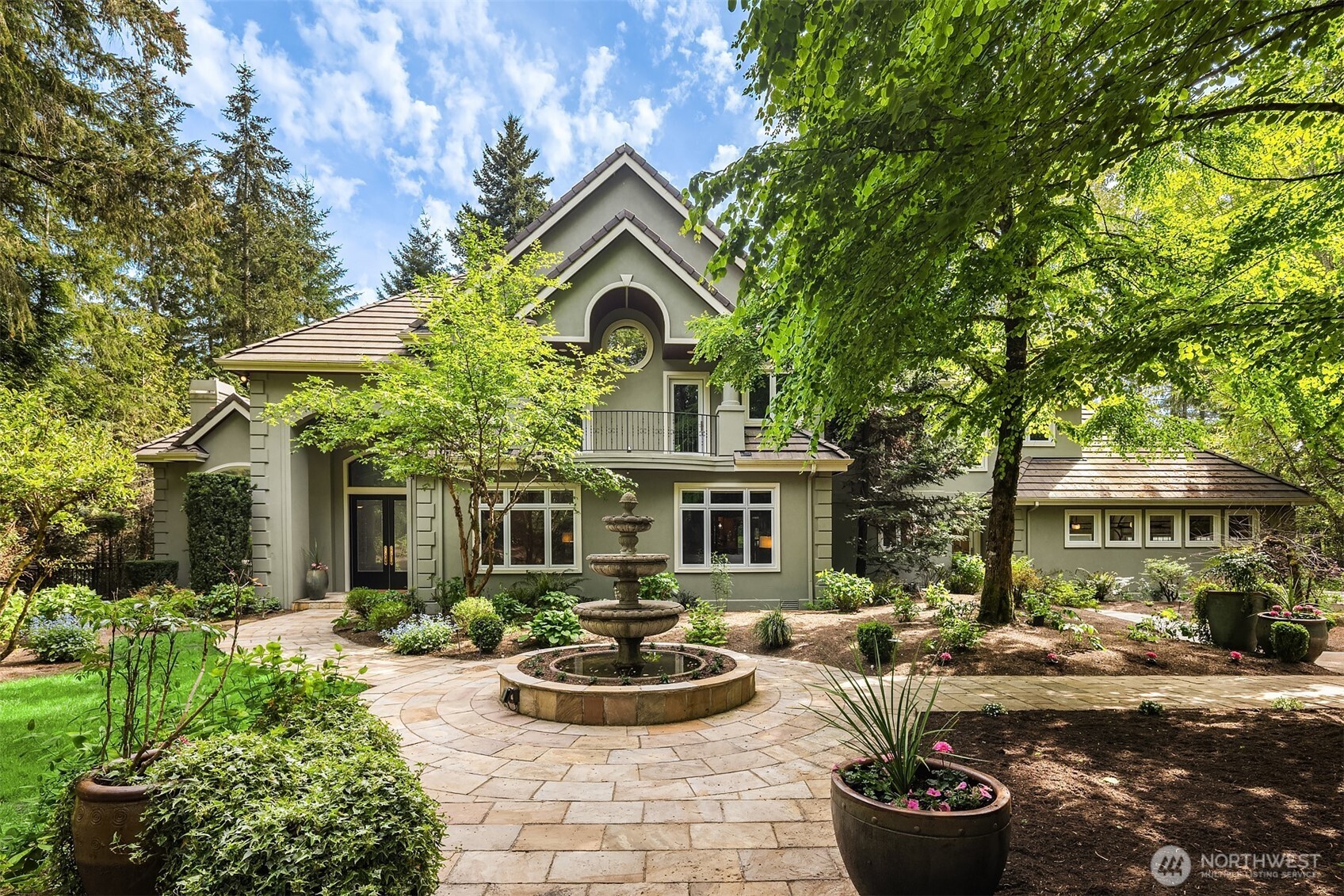 26345 NE 34th Street Redmond WA 98053