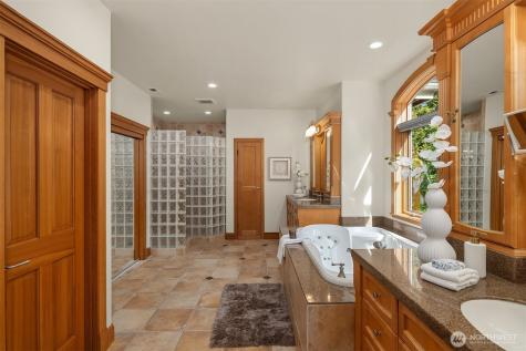 26345 NE 34th Street Redmond WA 98053