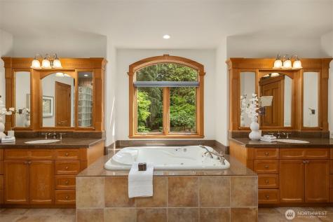 26345 NE 34th Street Redmond WA 98053
