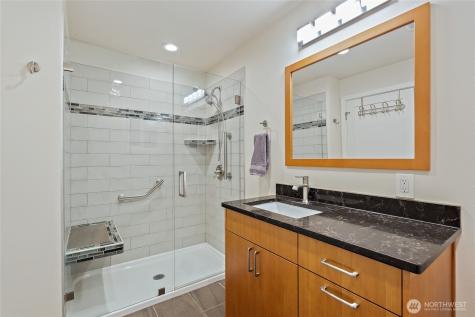 18483 47th Place NE Lake Forest Park WA 98155