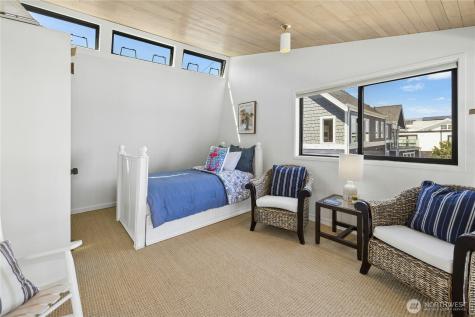 15636 Point Monroe Drive NE Bainbridge Island WA 98110