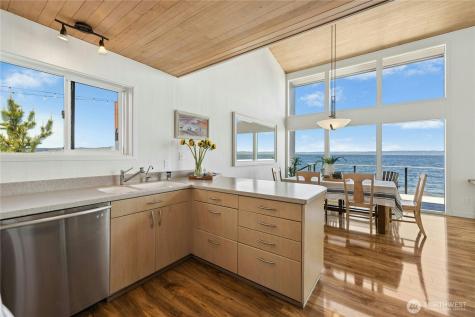 15636 Point Monroe Drive NE Bainbridge Island WA 98110