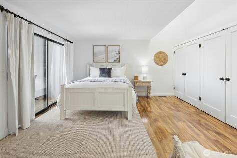 15636 Point Monroe Drive NE Bainbridge Island WA 98110
