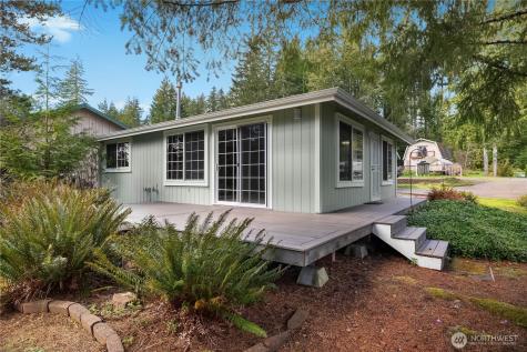 131 N Fairway Drive W Hoodsport WA 98548