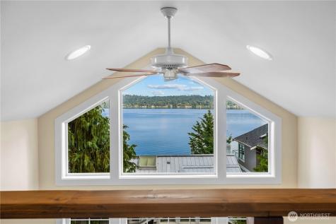 528 W Lake Sammamish Parkway SE Bellevue WA 98008