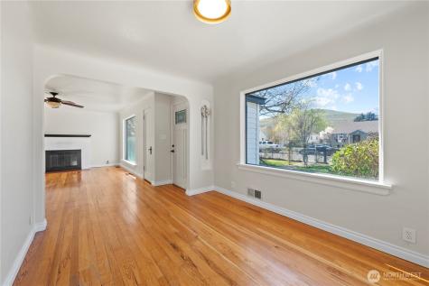 222 D Street SW Ephrata WA 98823