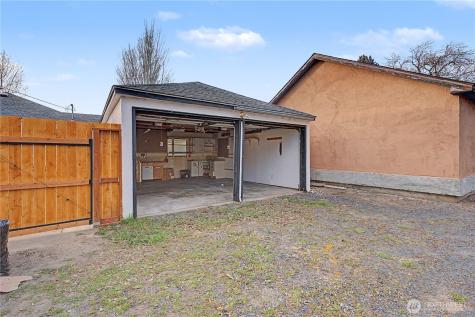 222 D Street SW Ephrata WA 98823
