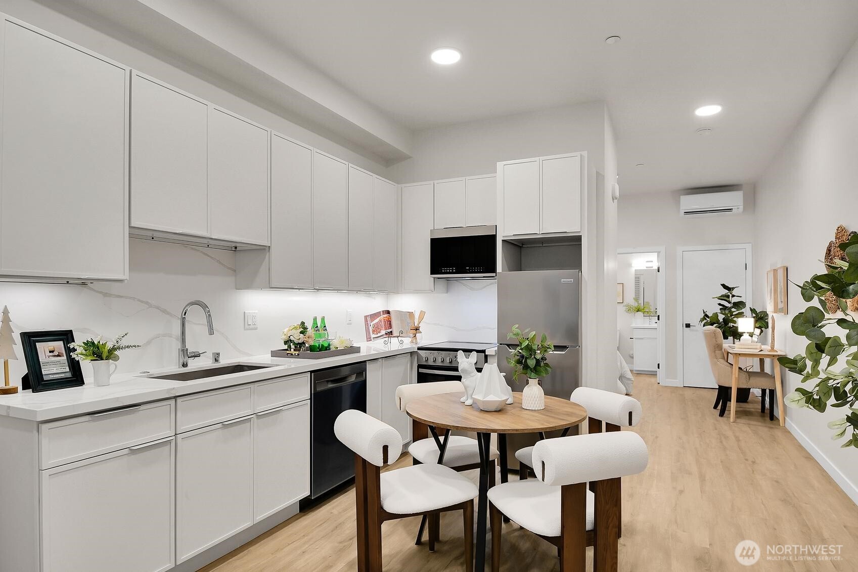 259 E Louisa Street Seattle WA 98102