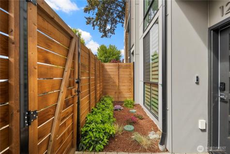 12002 31st Avenue NE Seattle WA 98125